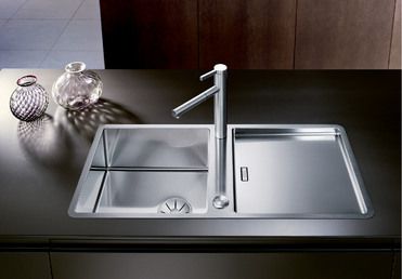 Vue 1 Evier en inox Blanco Jaron 521666 couleur inox 925x440 avec 1 cuve vidage manuel