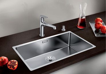 Vue 1 Evier en inox Blanco Andano 522970 couleur inox 740x440 avec 1 cuve vidage manuel