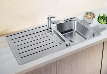 Vue 1 Evier en inox Blanco Lantos 517281 couleur inox 940x490 avec 1 cuve vidage manuel